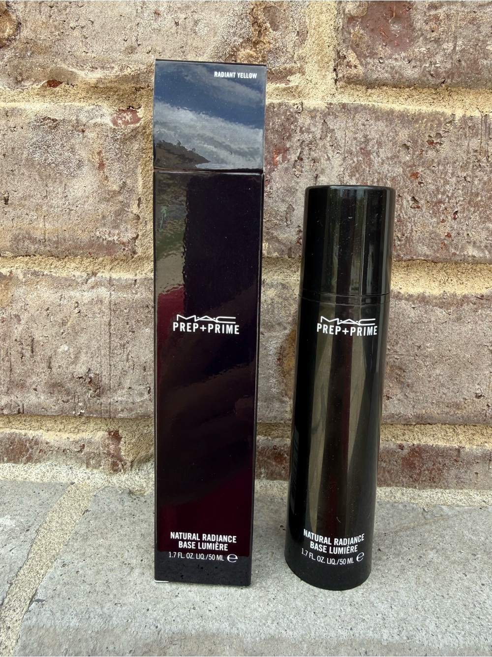 MAC Cosmetics Prep + Prime Natural Radiance Base - Black